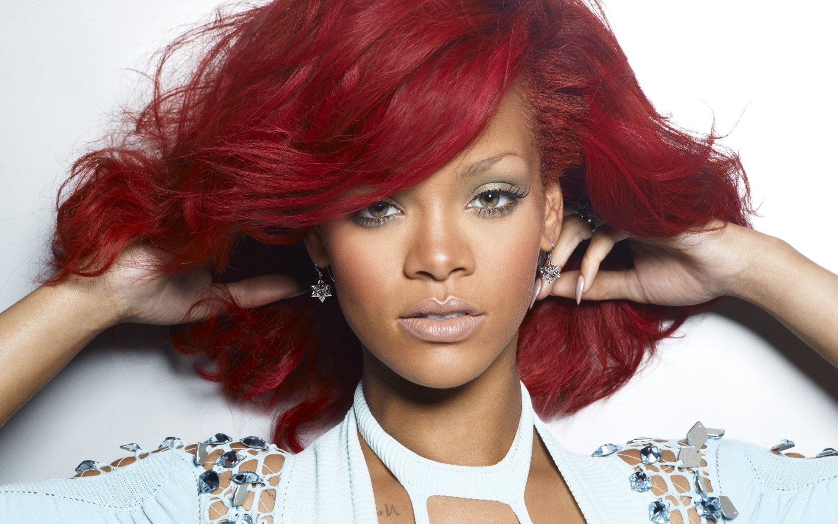 Rihanna Poses Completely Naked In Her Most Risque Photo Shoot Ever