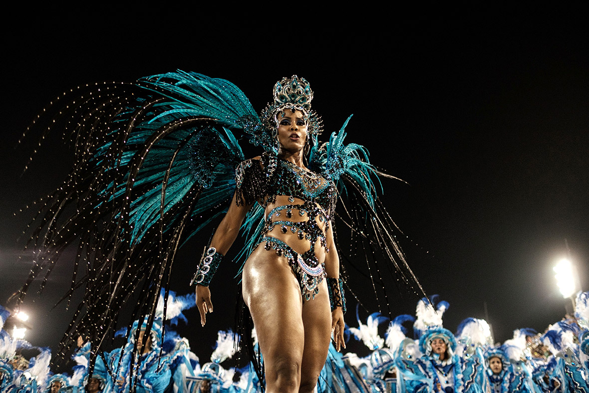 Клара..Бразилия карнавал
