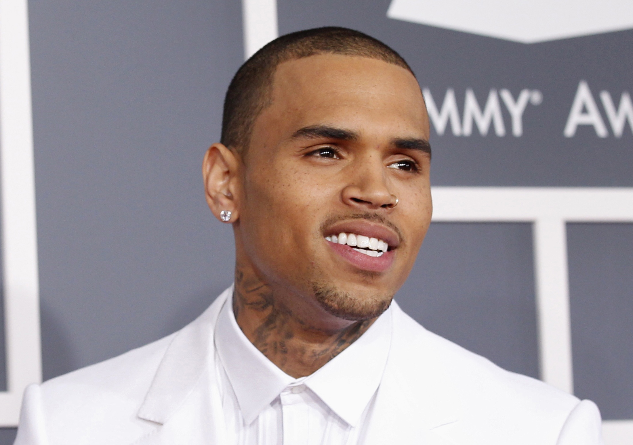 Музыка chris brown