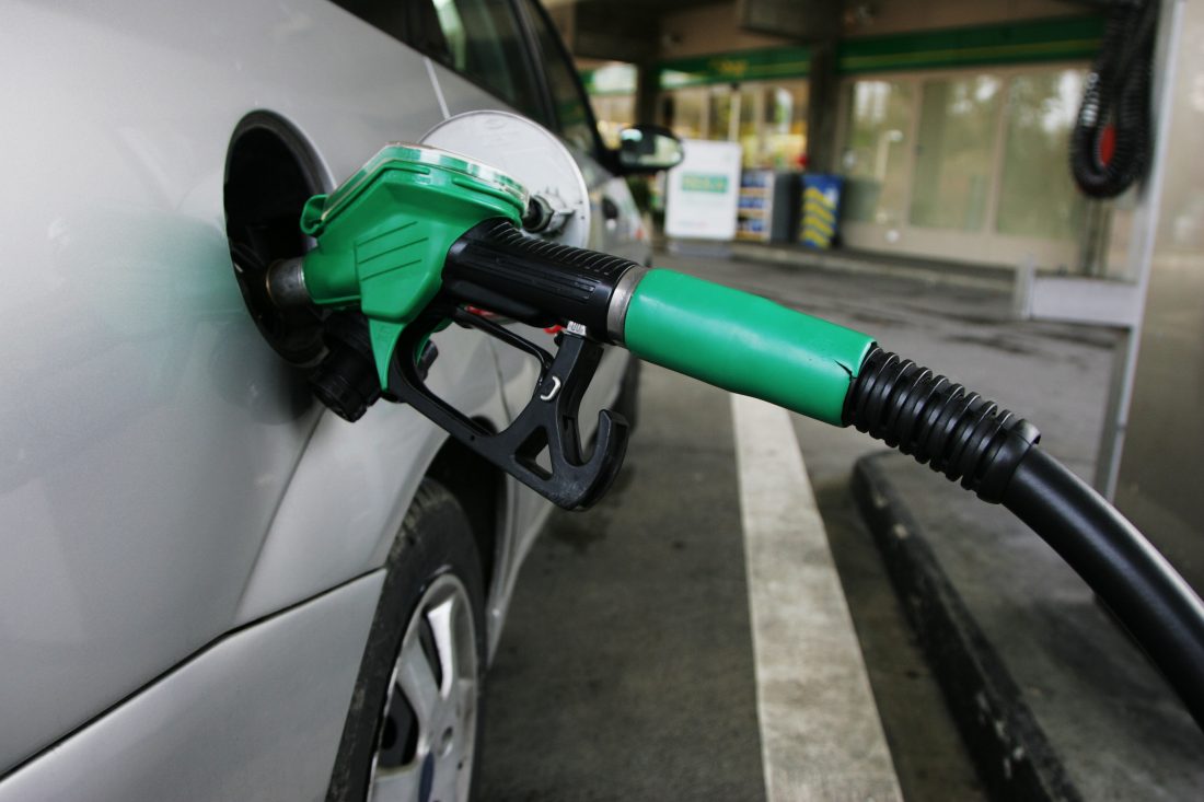 Nigerians Pump petrol price, fuel, fuel prices