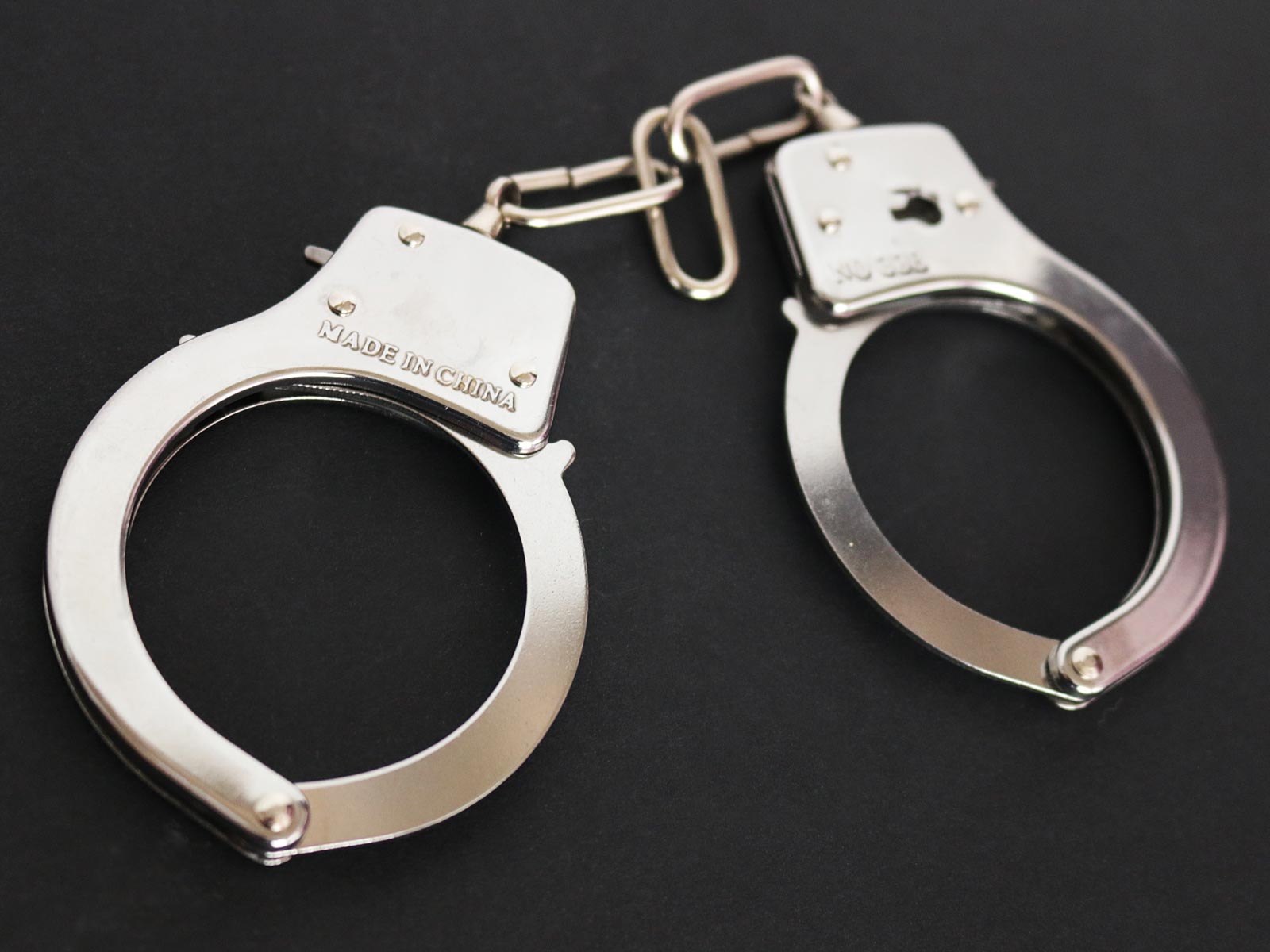 oxl nanny handcuff arrested woman