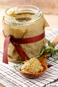 mustard_gl_21nov12_istock_b_426x639