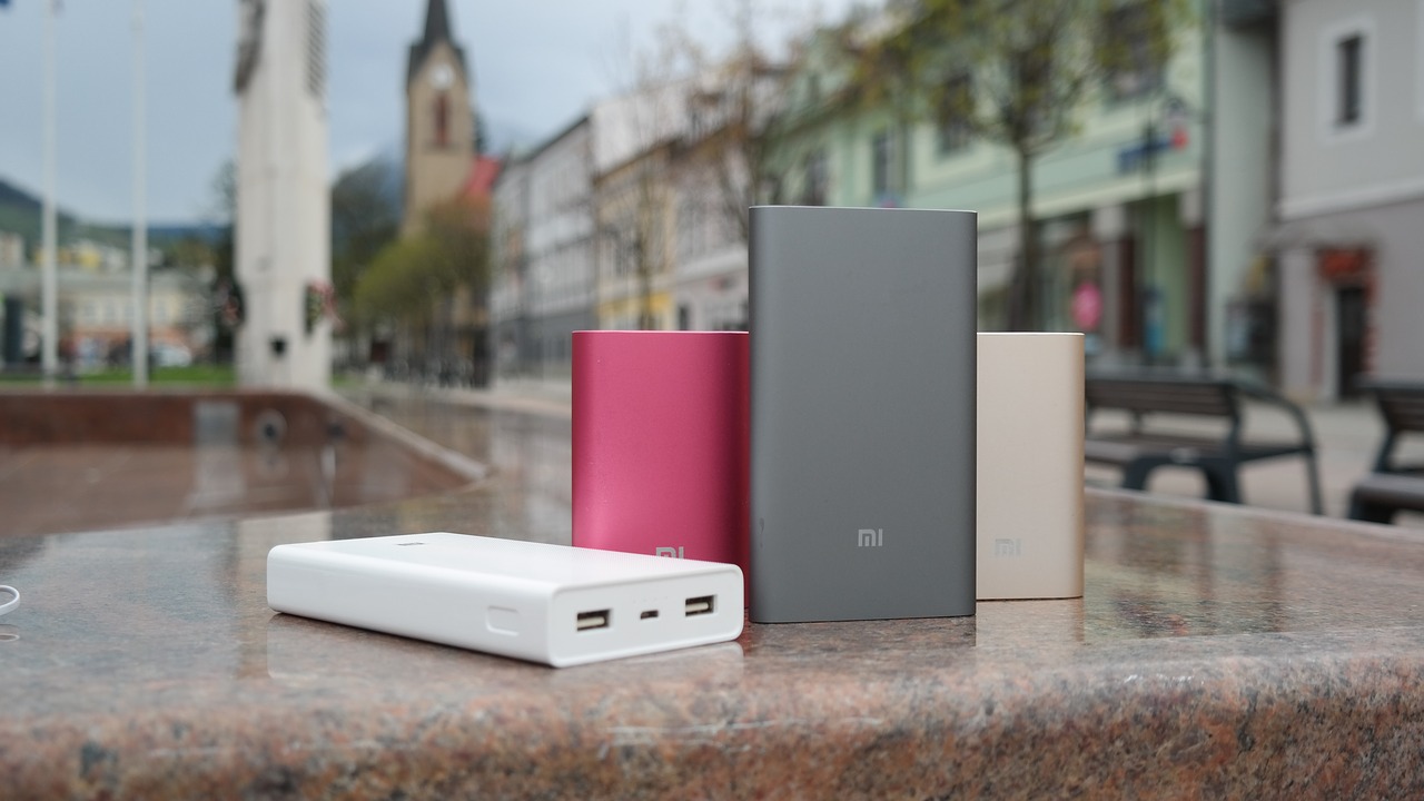 power bank smartphone battery storage