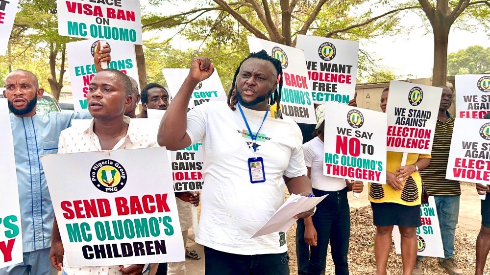 Pro-democracy protesters storm United State Embassy in Abuja calling for non-violent elections on Wed, February 22, 2023