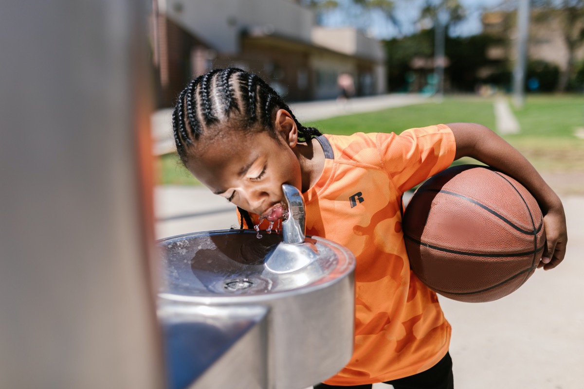 minerals, optimal health, Child Drinking water