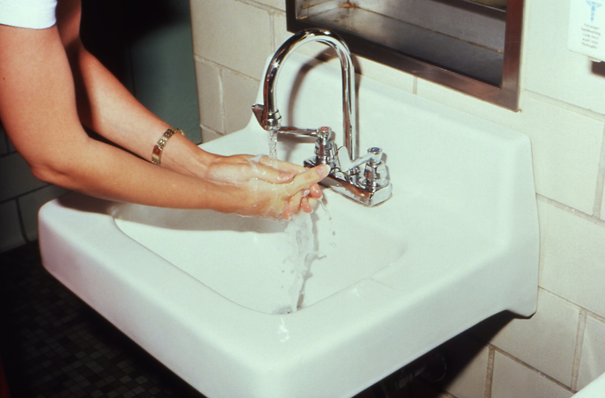 wash hands, travel