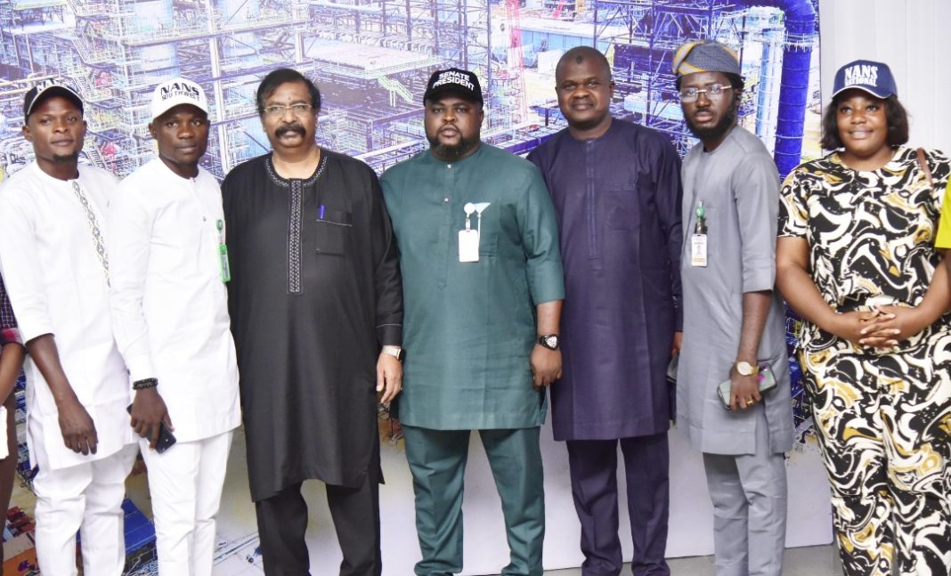 Nigerian students, Executives of the National Association of Nigerian Students, NANS, pictured with official of Dangote Refinery during their visit on Wed, uly 31, 2024. | Photo Courtesy of NANS