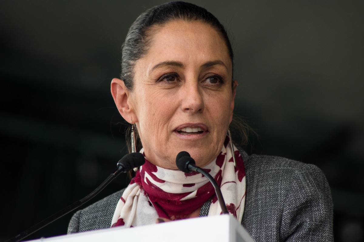 tariffs, Claudia Sheinbaum Pardo speaks during the inauguration ceremony of the Monumental Carpet in the capital's Zócalo. | Gabriela