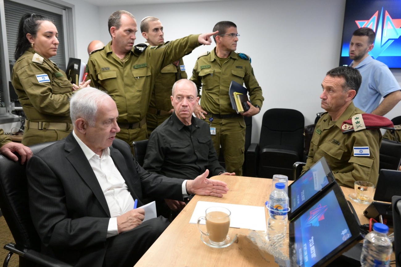 Prime Minister Benjamin Netanyahu (L) meets with Defense Minister Yoav Gallant (C) and military chiefs at IDF headquarters in Tel Aviv for a security assessment, Iran, israel, israeli