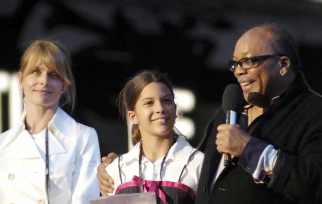 Jones with his daughter and his partner Nastassja Kinski at the We Are the Future concert, Rome, 2004, organised by the Quincy Jones Listen Up Foundation to raise money for children in war-scarred cities. | Luigi Narici/Rex/Shutterstock