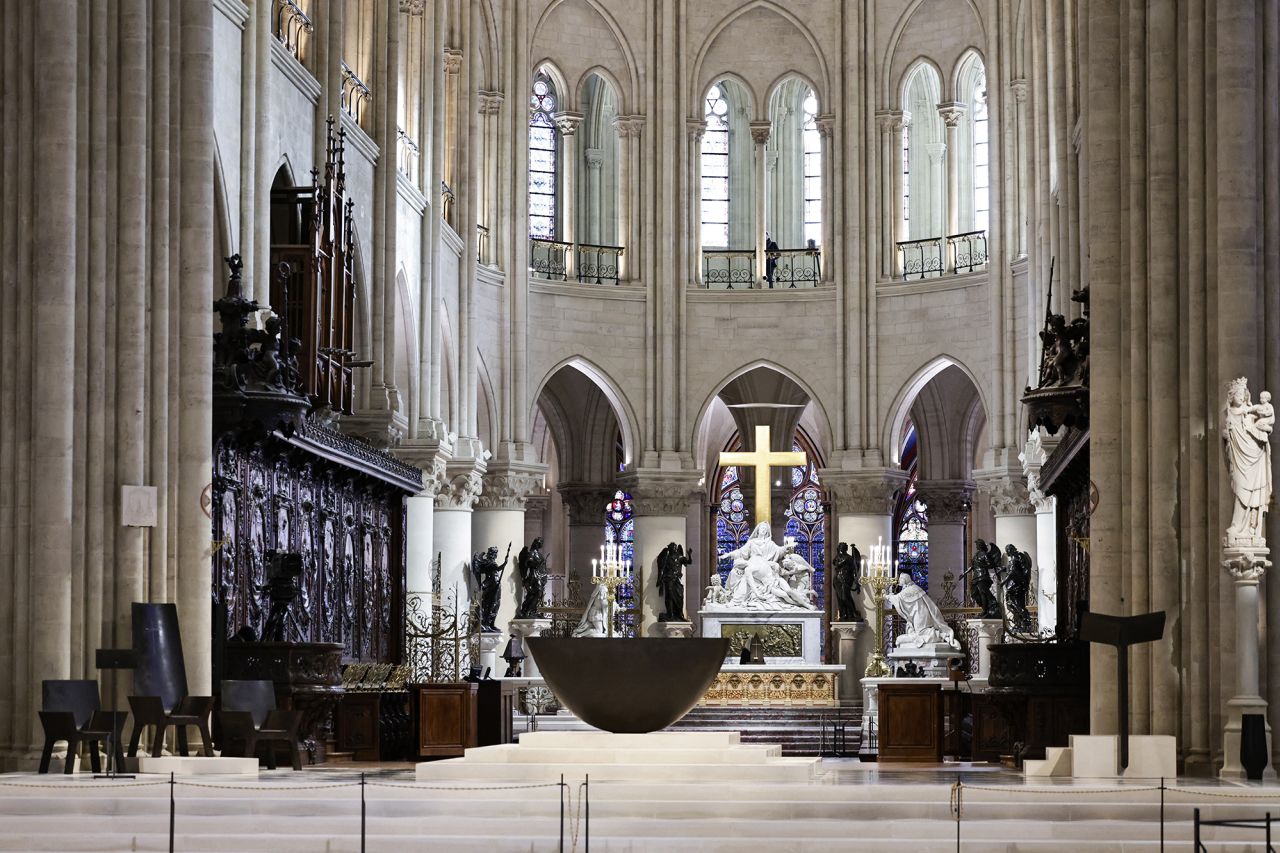 This photograph shows the altar designed by French artist and designer Guillaume Bardet in the heart of Notre Dame cathedral. | Stephane de Sakutin/AFP/Getty Images     