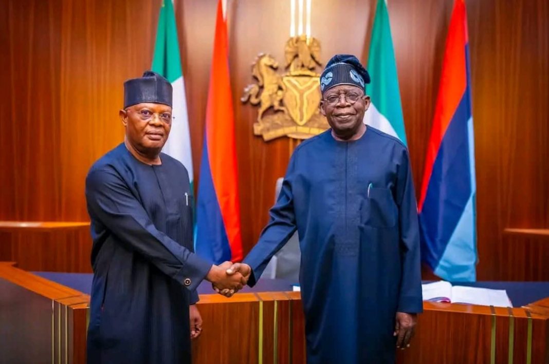 President Bola Tinubu swears in the Sole Administrator of Rivers State, Vice Admiral Ibok-Ete Ibas (Rtd.), at the State House, Abuja on Wednesday, March 19, 2025. Ibas is expected to take charge of the declared State of Emergency in River State. | State House Photo